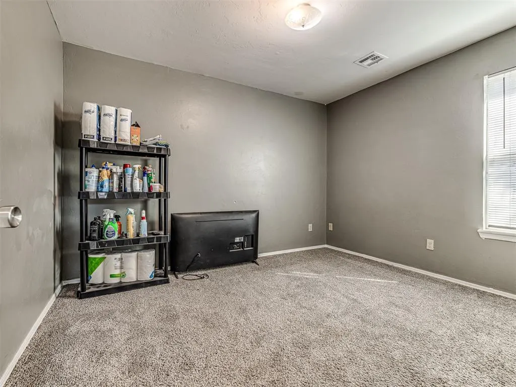 Photo 23 — 919 E 2nd Street, Cushing, OK 74023