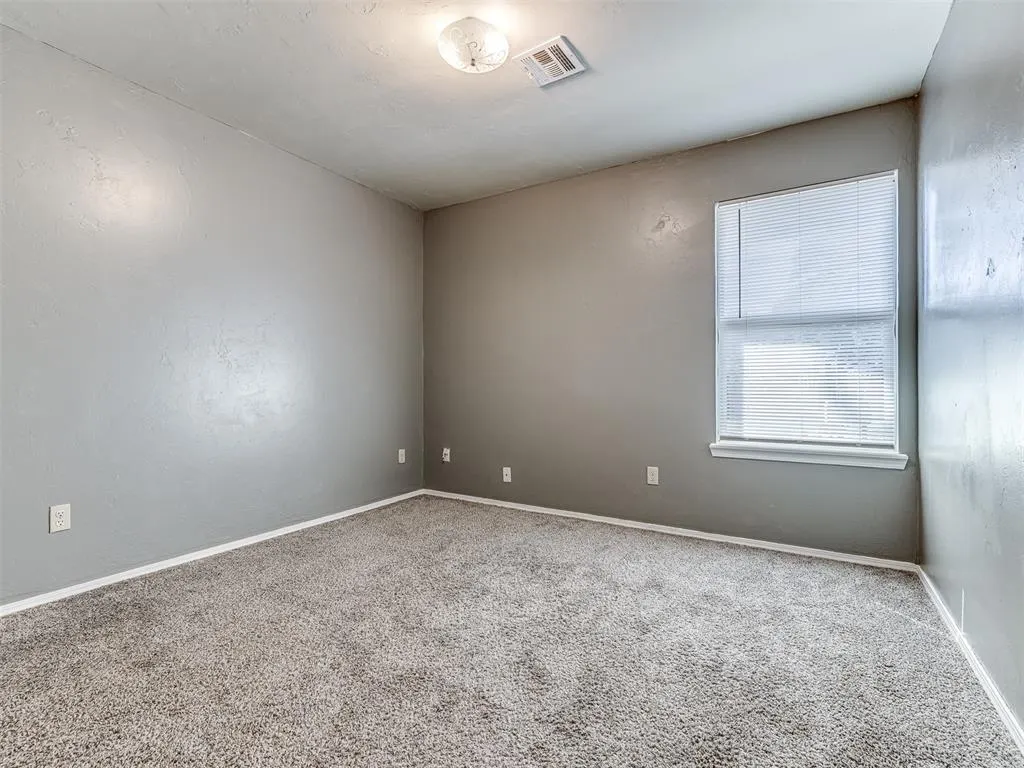 Photo 26 — 919 E 2nd Street, Cushing, OK 74023
