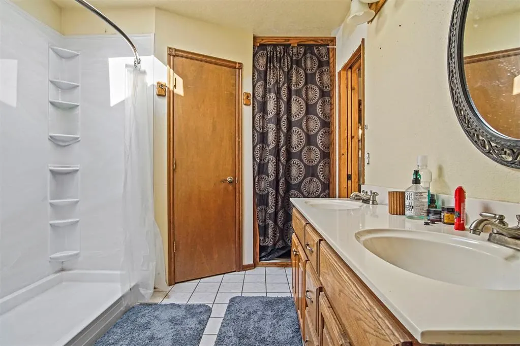 Photo 16 — 9716 BLUE BONNET Place, Oklahoma City, OK 73128