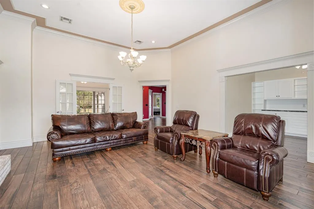 Photo 7 — 11701 Forrest Spring Drive, Oklahoma City, OK 73173