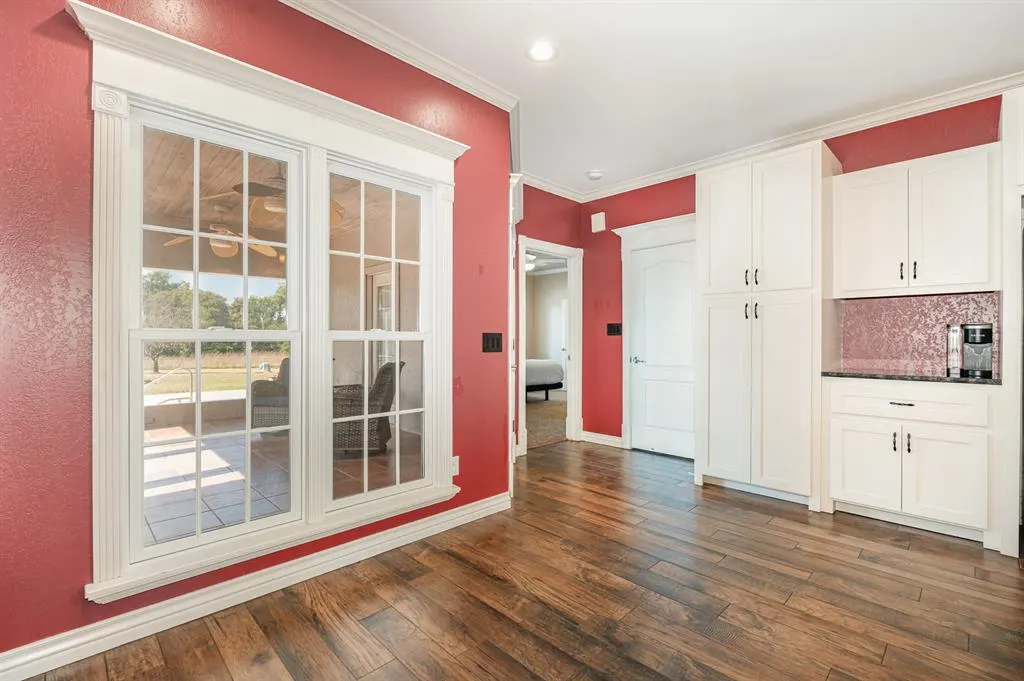 Photo 8 — 11701 Forrest Spring Drive, Oklahoma City, OK 73173