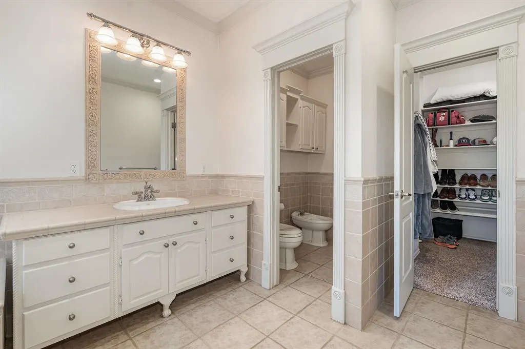 Photo 20 — 11701 Forrest Spring Drive, Oklahoma City, OK 73173