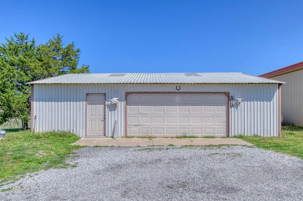 Photo 29 — 1895 E Maple Road, Purcell, OK 73080