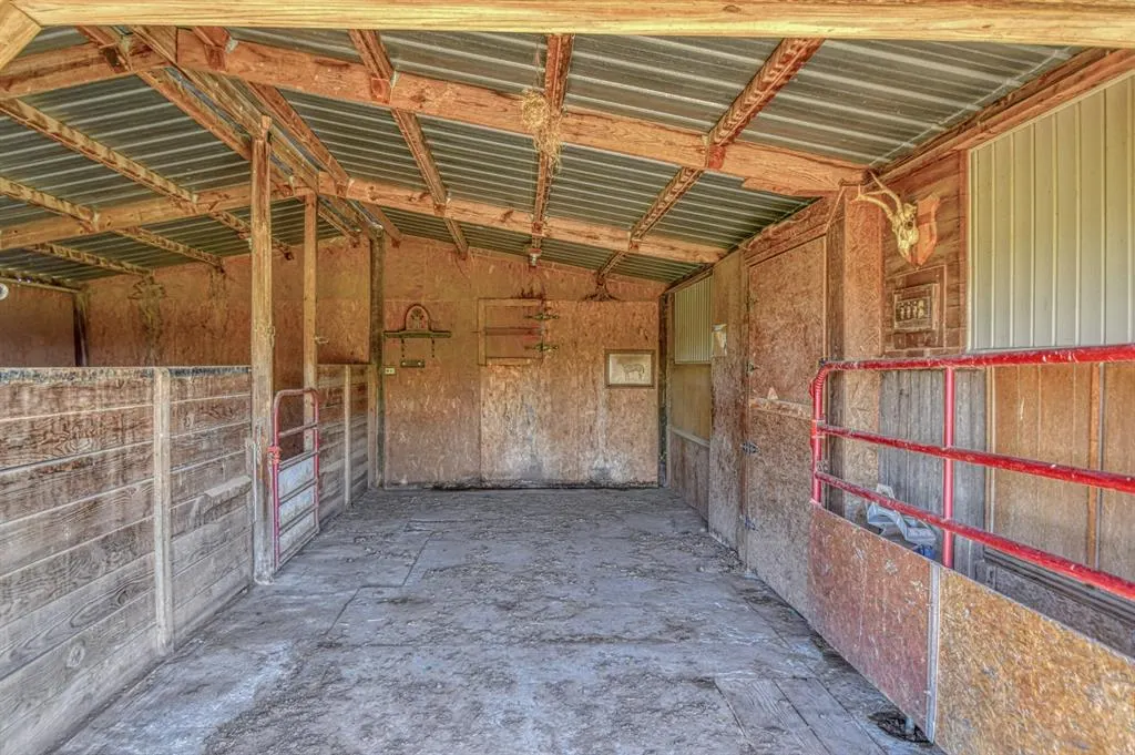 Photo 37 — 1895 E Maple Road, Purcell, OK 73080