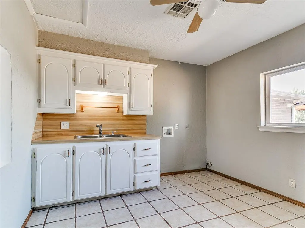 Photo 13 — 5004 NW Frisco Road, Piedmont, OK 73078