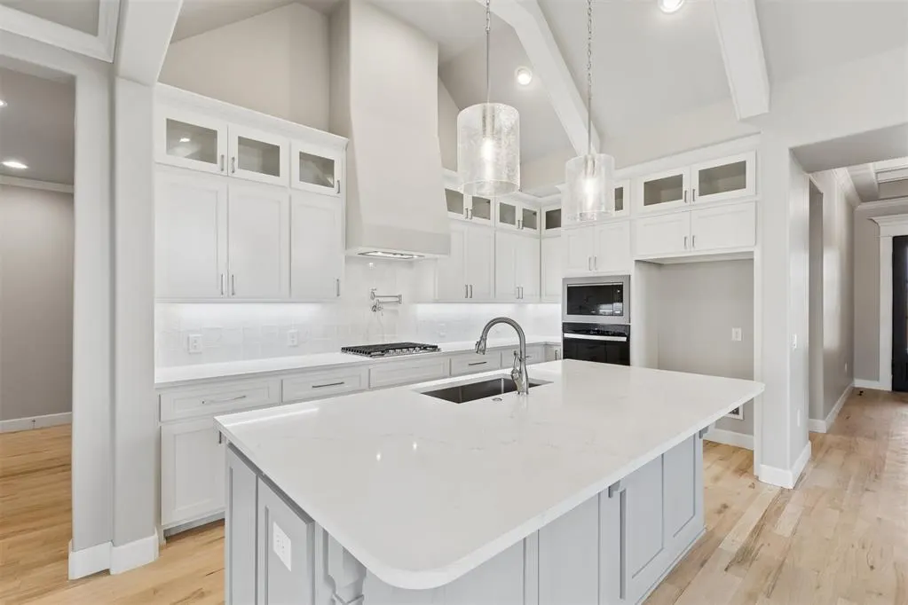 Photo 9 — 18140 Fields Drive, Edmond, OK 73012
