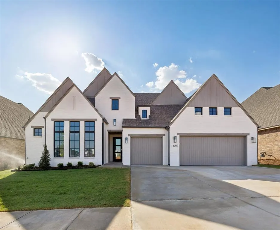 Front exterior — 18009 Youngs Avenue, Edmond, OK 73012