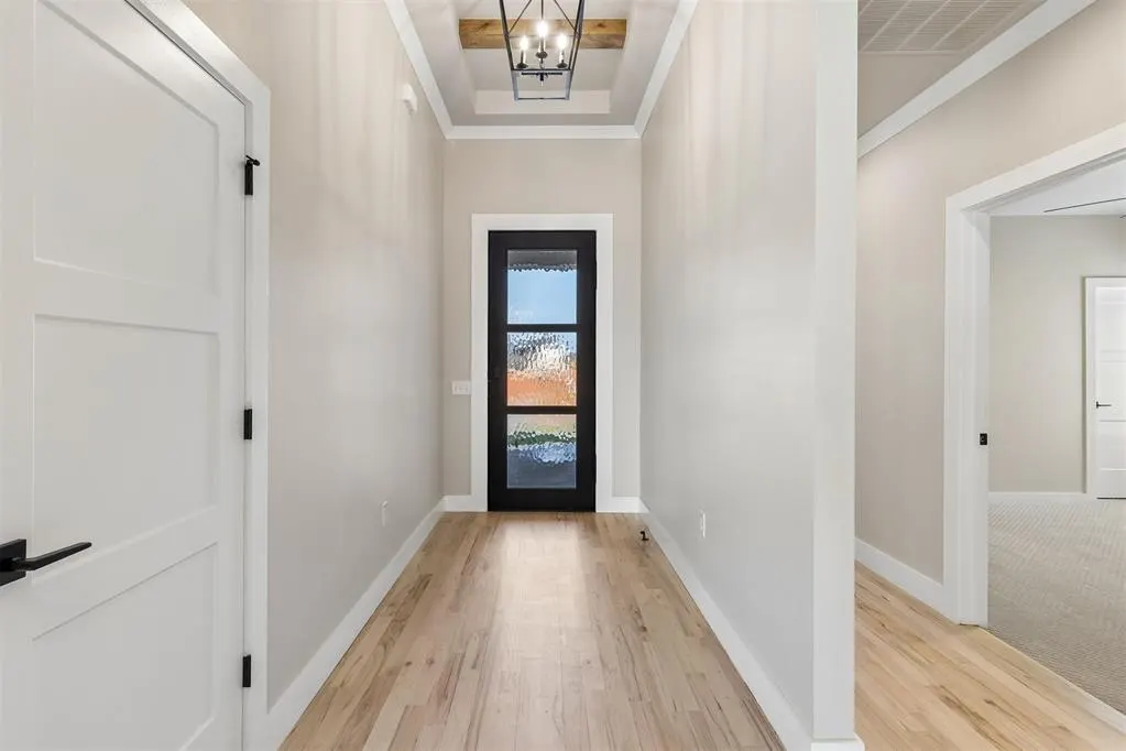 Photo 3 — 18009 Youngs Avenue, Edmond, OK 73012