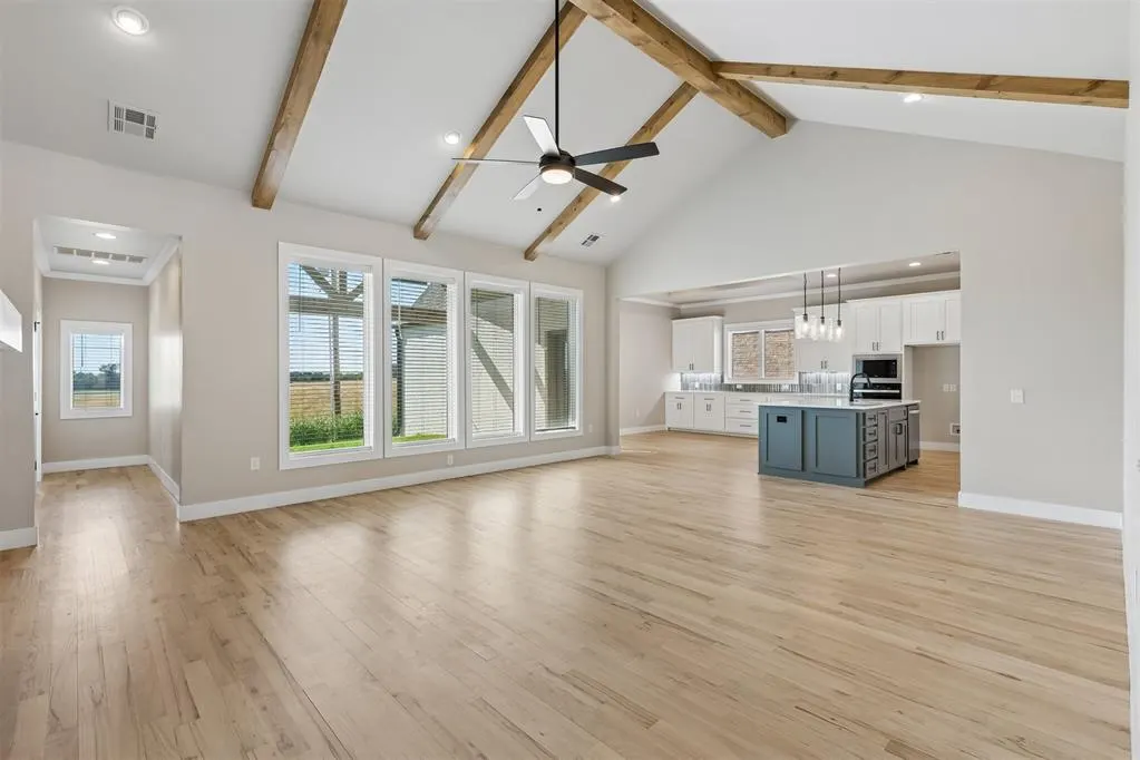 Photo 4 — 18009 Youngs Avenue, Edmond, OK 73012
