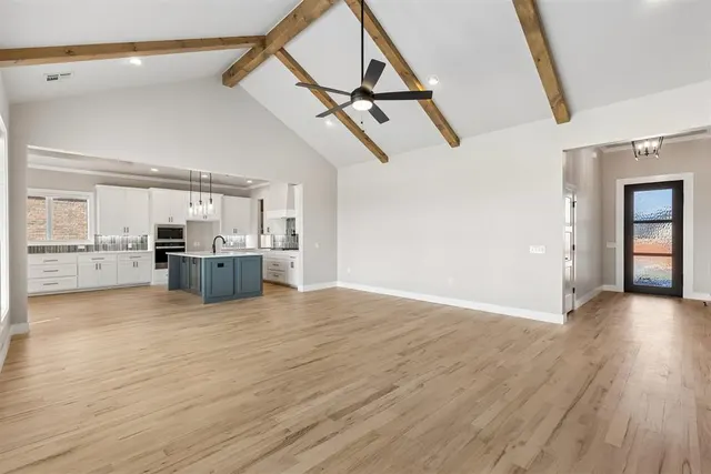Photo 5 — 18009 Youngs Avenue, Edmond, OK 73012