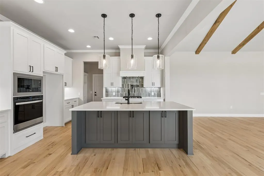Photo 10 — 18009 Youngs Avenue, Edmond, OK 73012