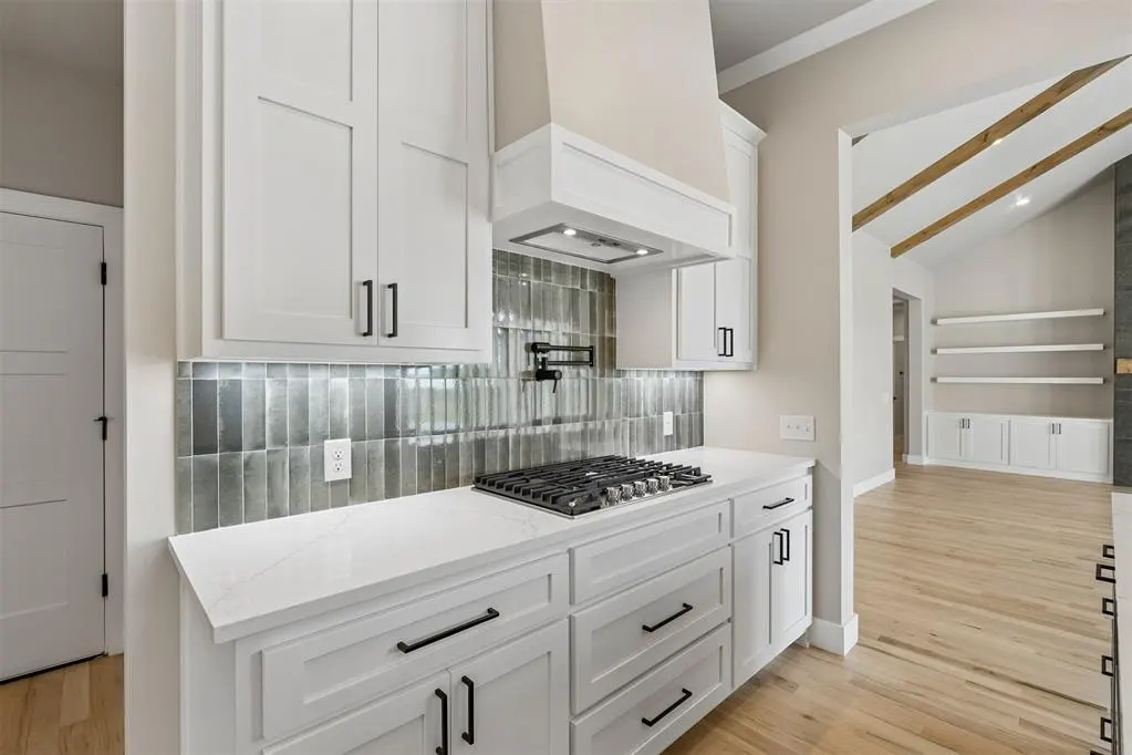 Photo 12 — 18009 Youngs Avenue, Edmond, OK 73012