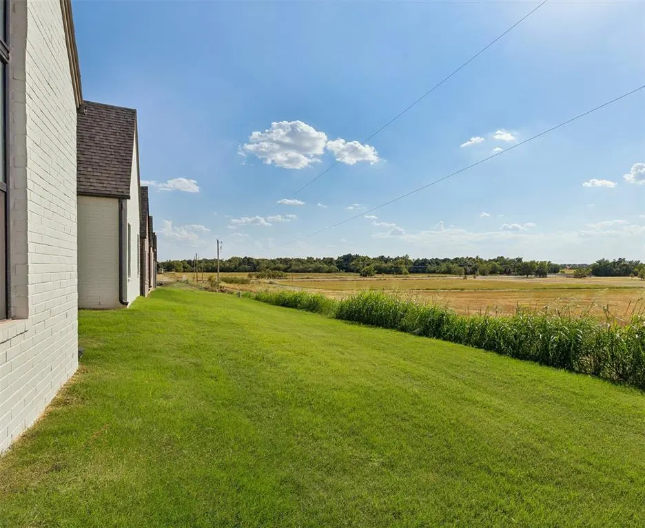 Photo 37 — 18009 Youngs Avenue, Edmond, OK 73012