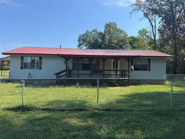 Front exterior — 36106 E 1140 Road, Weleetka, OK 74880