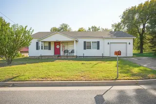 Sold home at 209 S DAWSON Road