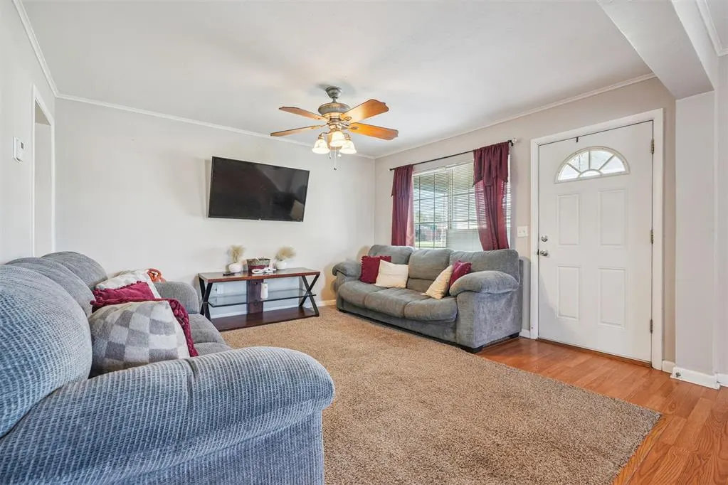Photo 4 — 209 S DAWSON Road, Meeker, OK 74855