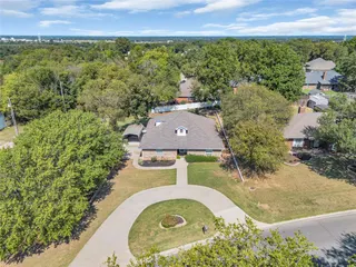 Sold home at 307 Bowling Drive