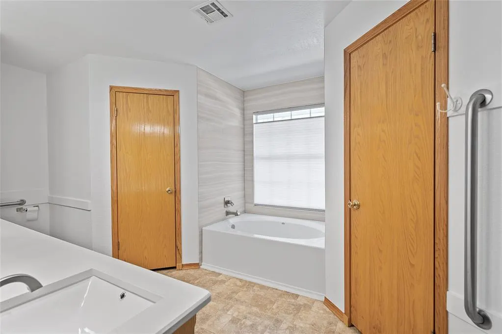 Photo 19 — 307 Bowling Drive, Pauls Valley, OK 73075