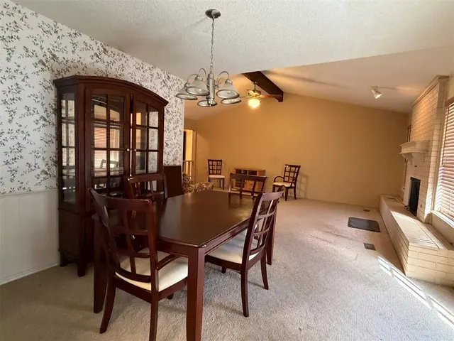 Photo 5 — 7324 WALNUT CREEK Drive, Oklahoma City, OK 73142