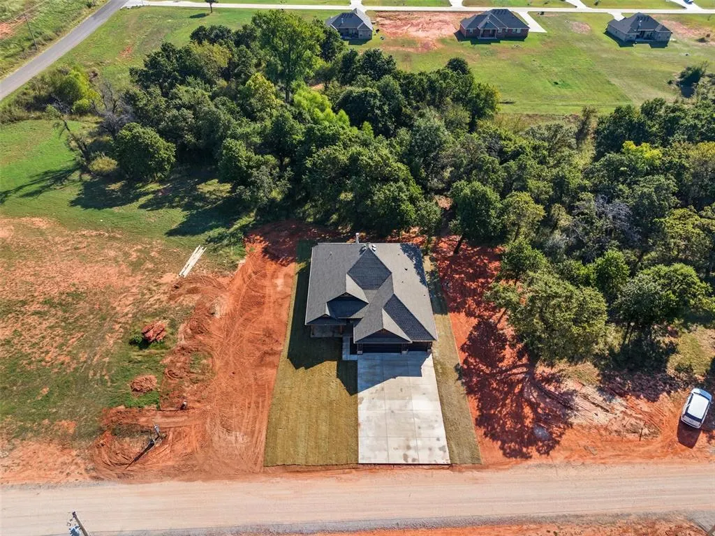 Photo 4 — 1205 Jerzee Mae Road, Blanchard, OK 73010