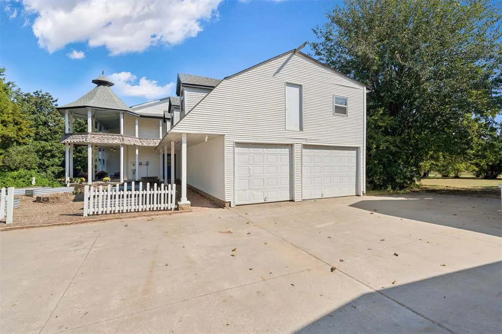 Photo 38 — 7920 NE 102nd Street, Jones, OK 73049