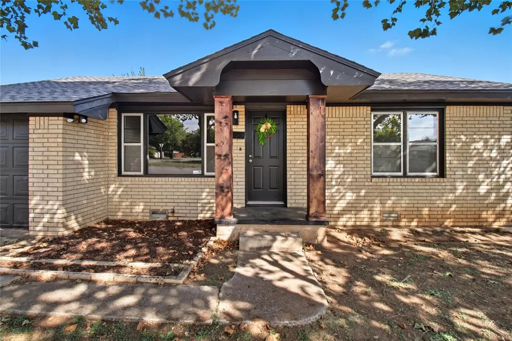 Photo 2 — 530 N Lowe Street, Hobart, OK 73651