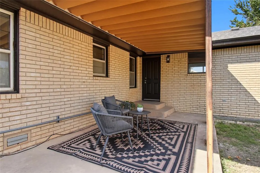 Photo 35 — 530 N Lowe Street, Hobart, OK 73651