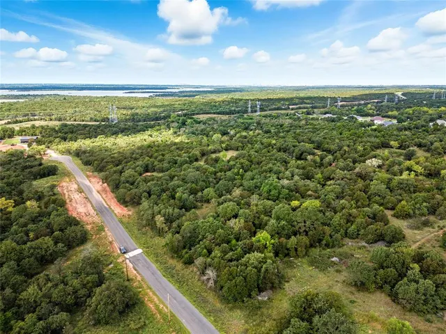 Photo 2 — 12505 S Anderson Road, Oklahoma City, OK 73165