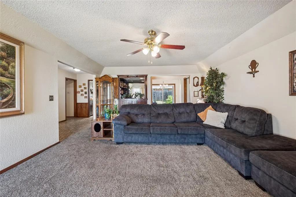 Photo 7 — 326 Cedar Bend Drive, Midwest City, OK 73130
