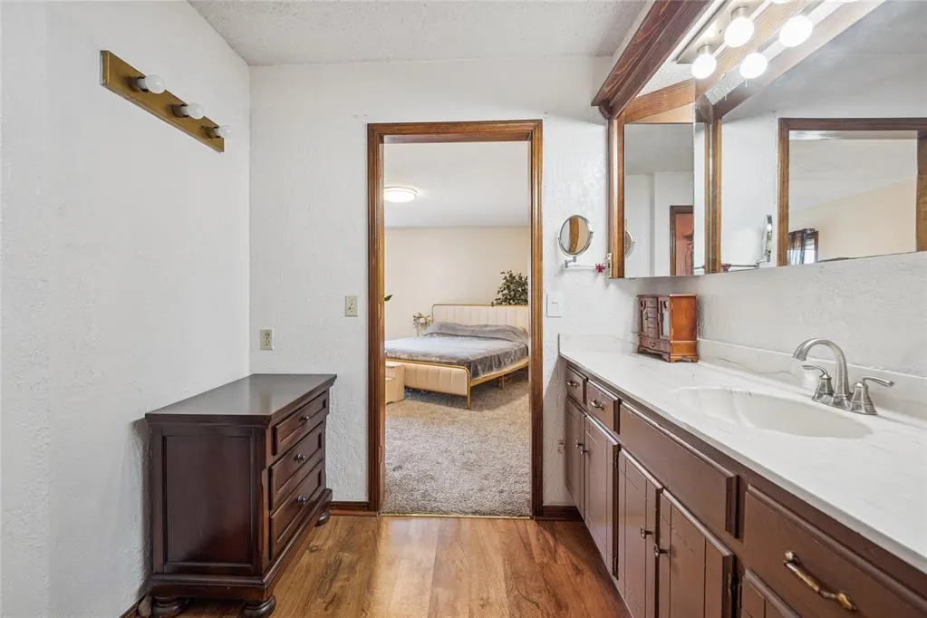 Photo 22 — 326 Cedar Bend Drive, Midwest City, OK 73130