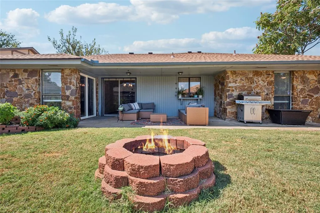 Photo 33 — 326 Cedar Bend Drive, Midwest City, OK 73130