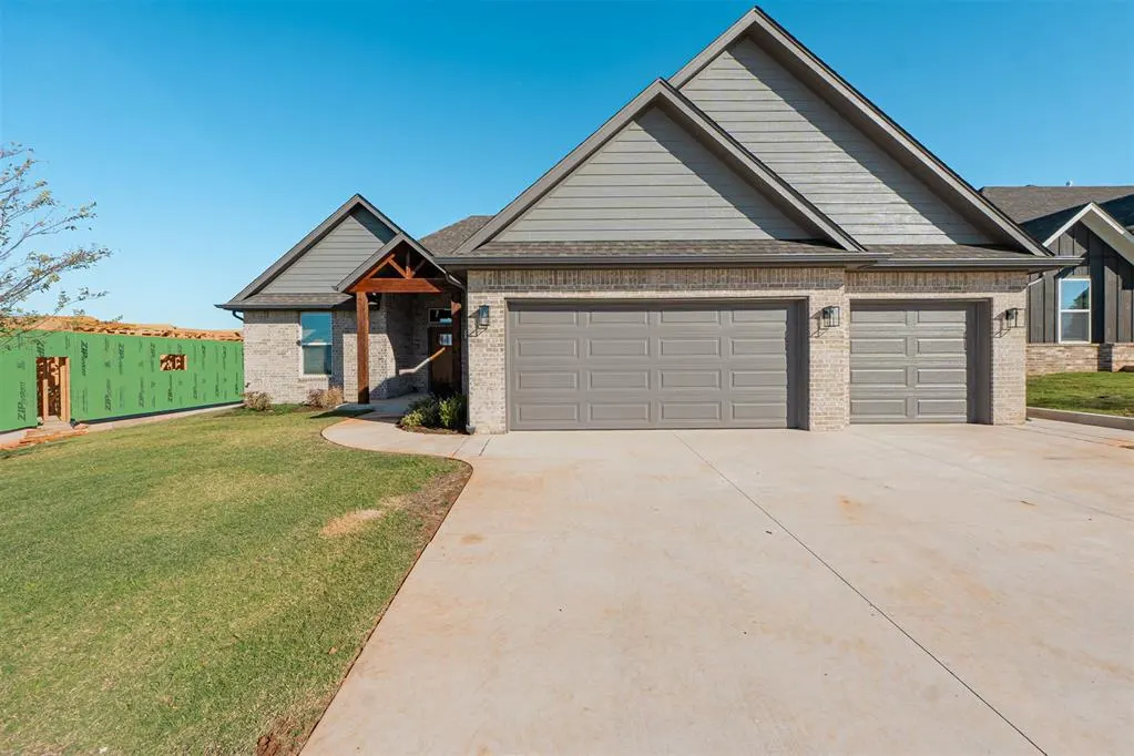 Front exterior — 11701 SW 58th Street, Mustang, OK 73064