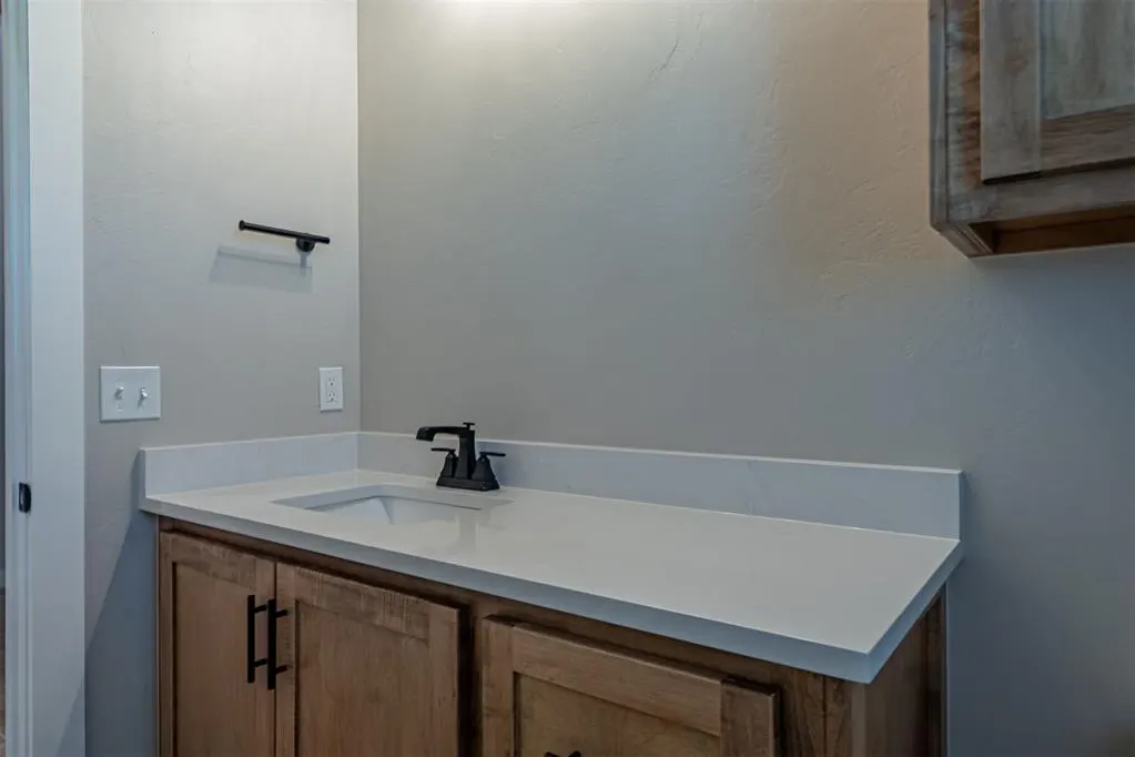 Photo 31 — 11701 SW 58th Street, Mustang, OK 73064