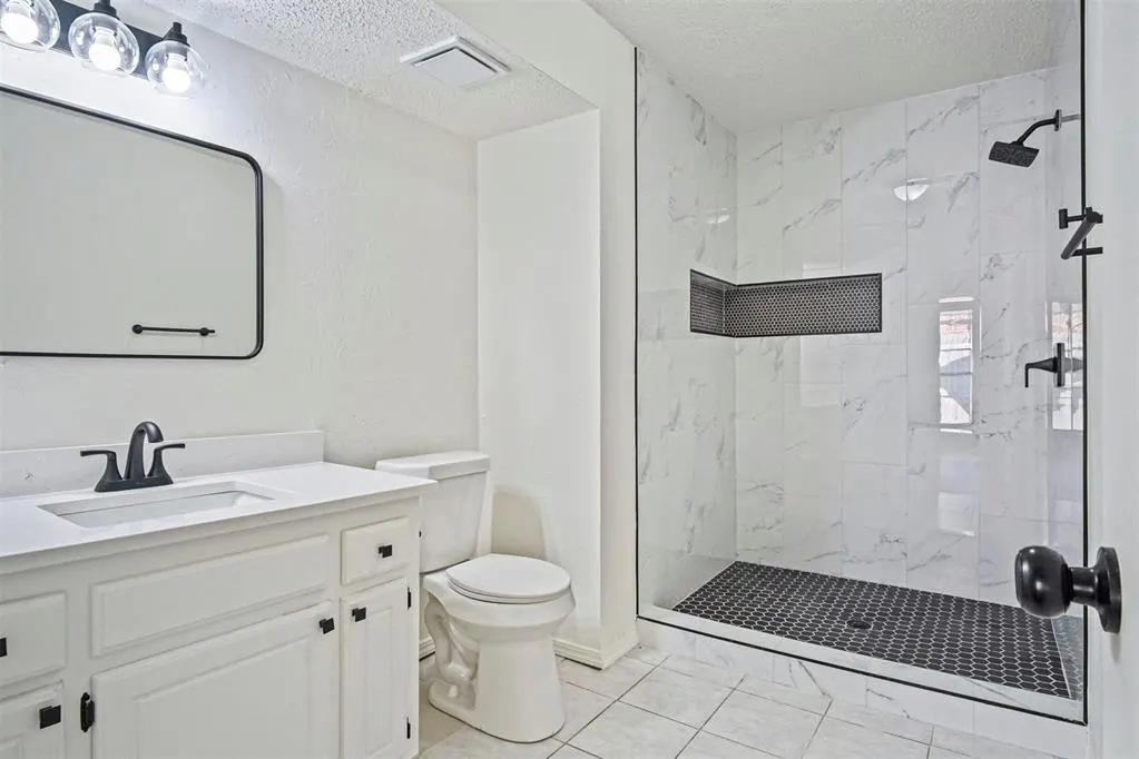 Photo 31 — 8408 NW 109th Street, Oklahoma City, OK 73162