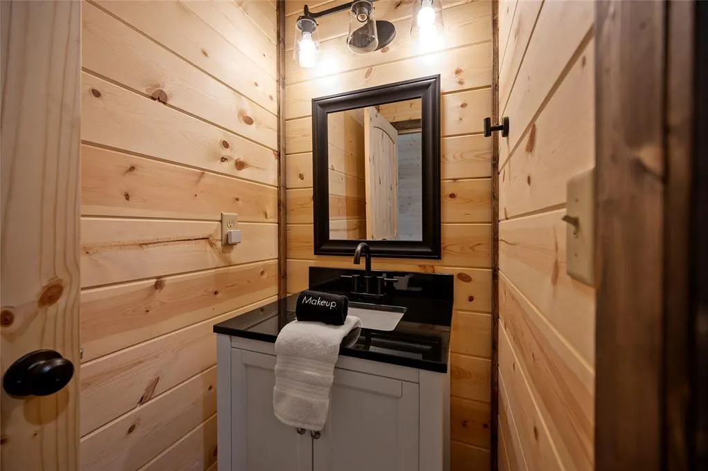 Photo 31 — 204 Stones River Lane, Broken Bow, OK 74728