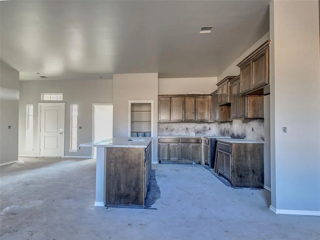 Photo 4 — 2216 E Cover Lane, Stillwater, OK 74074