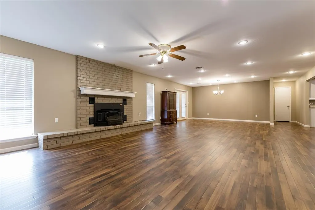 Photo 7 — 310 Elkview Drive, Elk City, OK 73644