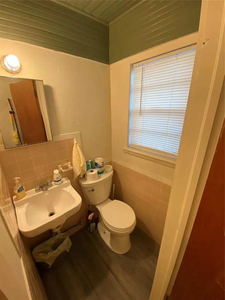 Photo 27 — 202 Ash, Maysville, OK 73057