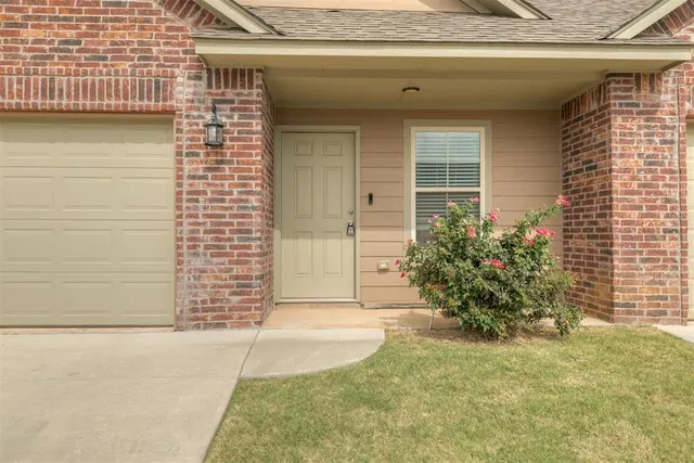 Photo 5 — 919 SW 91st Street, Oklahoma City, OK 73139