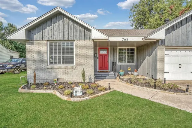 Photo 4 — 768 NW 16th Street, Lawton, OK 73507