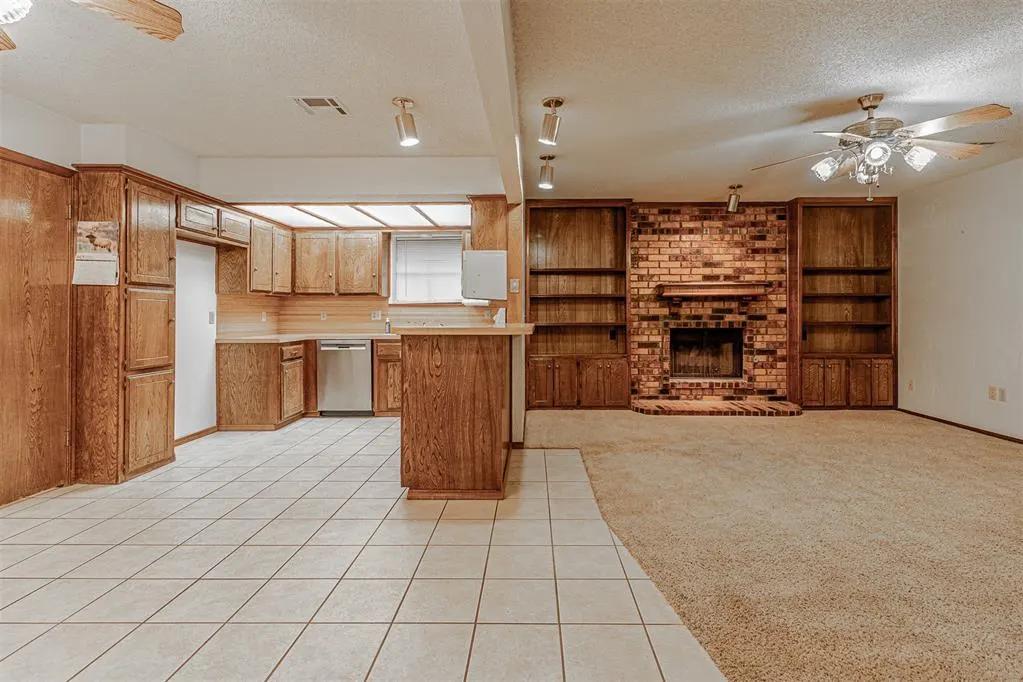 Photo 5 — 3716 Western Heights Avenue, Oklahoma City, OK 73179