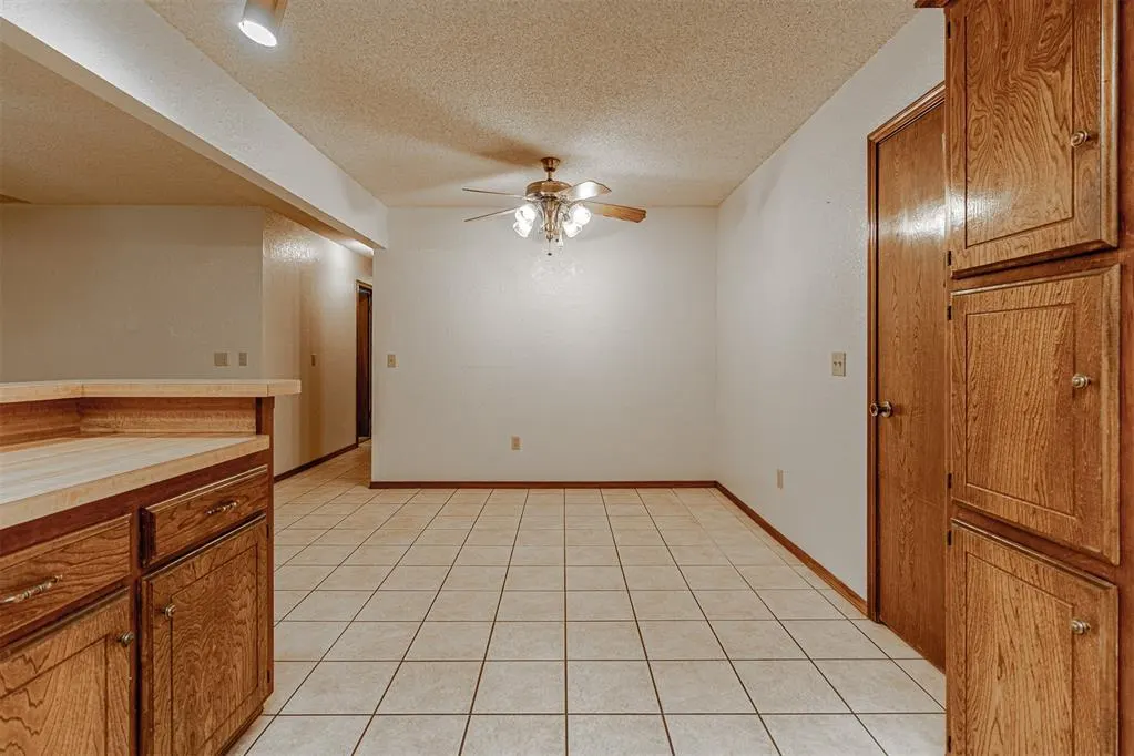 Photo 14 — 3716 Western Heights Avenue, Oklahoma City, OK 73179