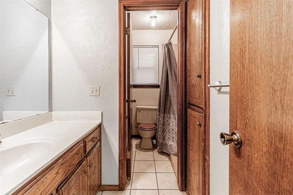 Photo 18 — 3716 Western Heights Avenue, Oklahoma City, OK 73179