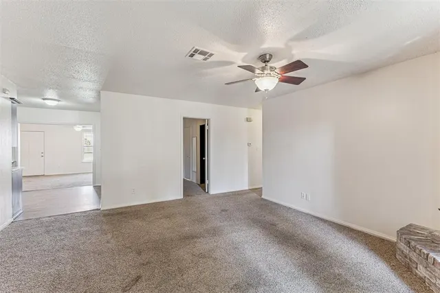 Photo 5 — 1405 SW 77th Terrace, Oklahoma City, OK 73159