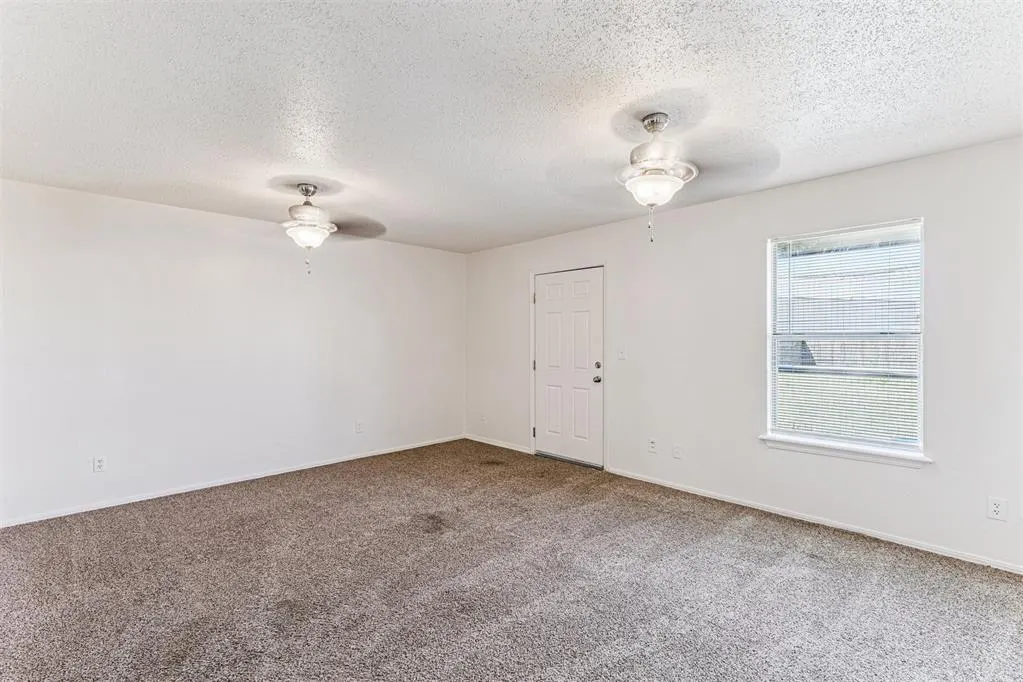 Photo 11 — 1405 SW 77th Terrace, Oklahoma City, OK 73159