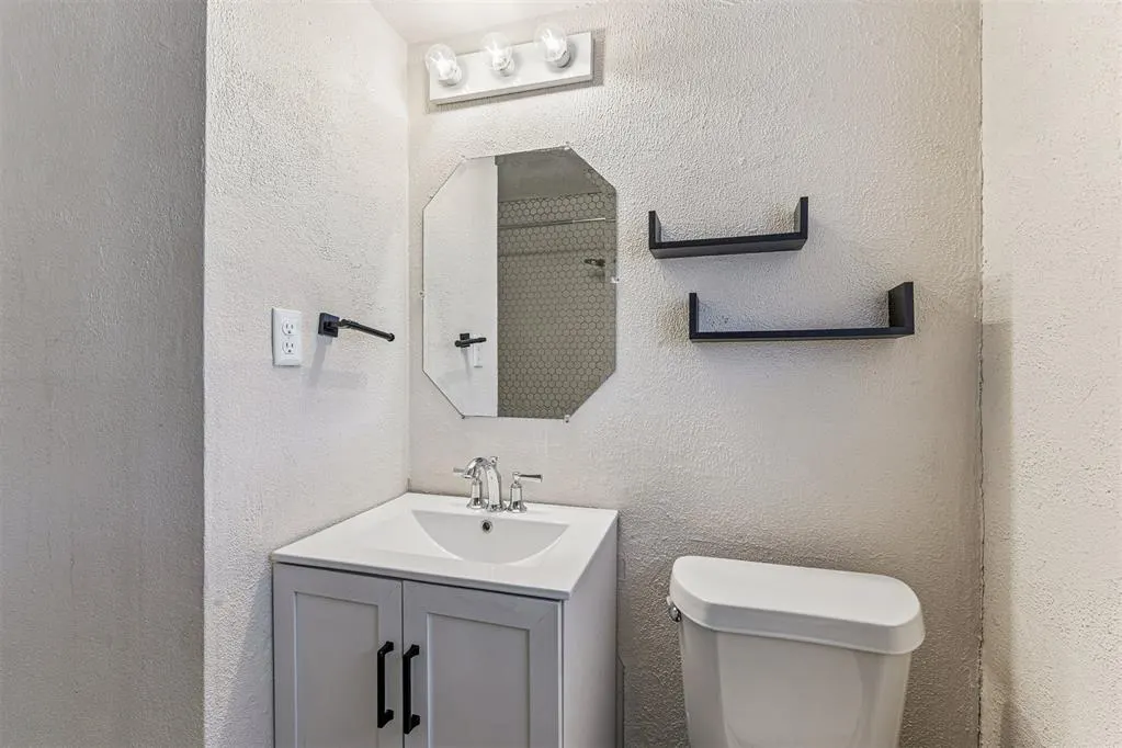 Photo 17 — 1405 SW 77th Terrace, Oklahoma City, OK 73159