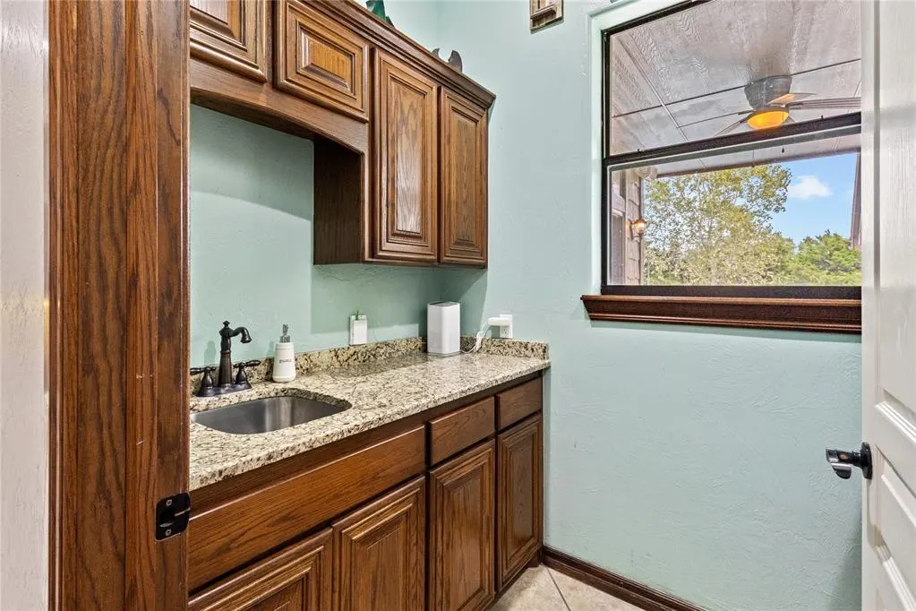 Photo 30 — 10336 N County Road 2432 Road, Weatherford, OK 73096