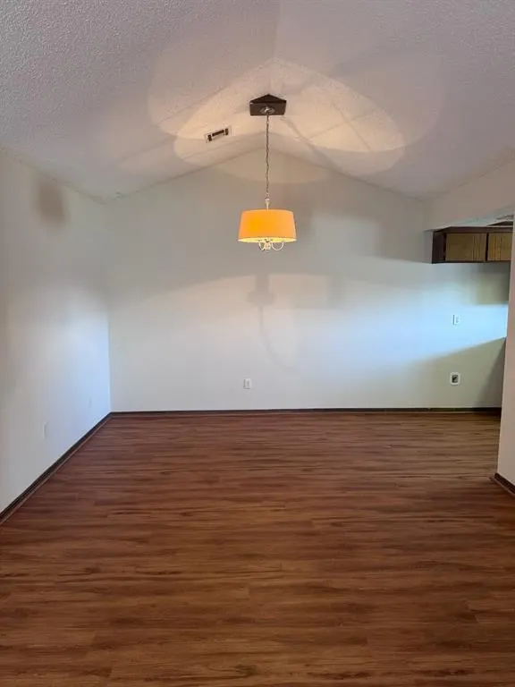 Photo 4 — 1501 N Fretz Avenue, Edmond, OK 73003
