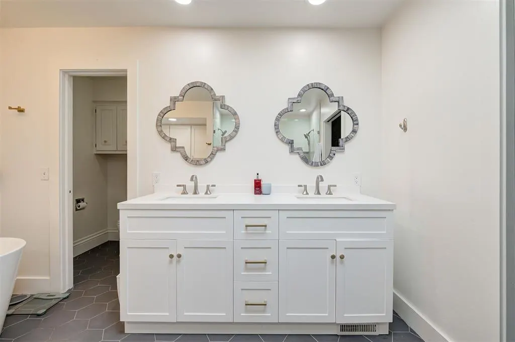 Photo 31 — 3200 Raintree Road, Oklahoma City, OK 73120