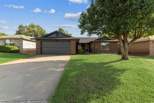 Front exterior — 10820 Ohara Lane, Midwest City, OK 73130